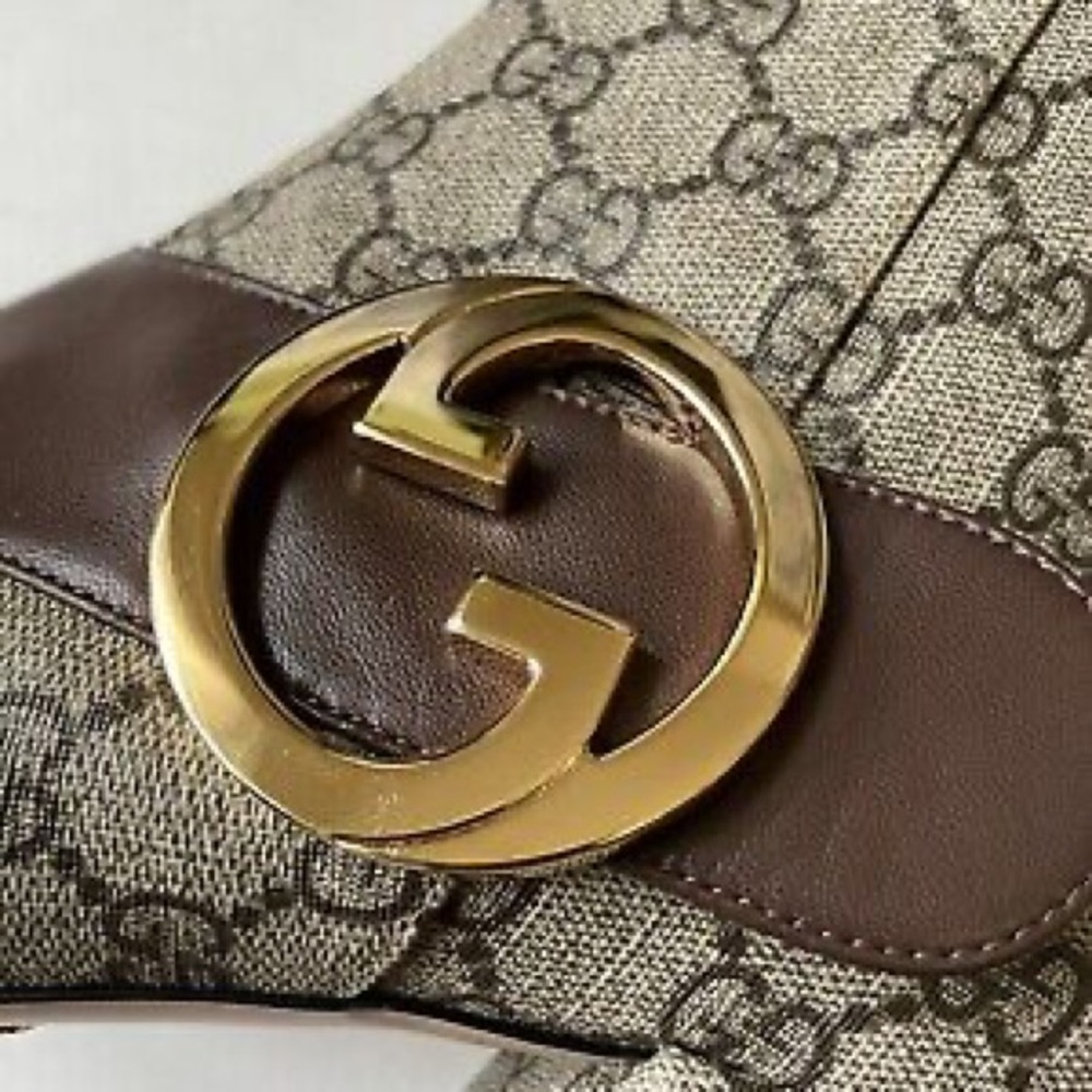 Gucci Cream and Brown Ankle Boots with Gold Buckle - Picture 4 of 10